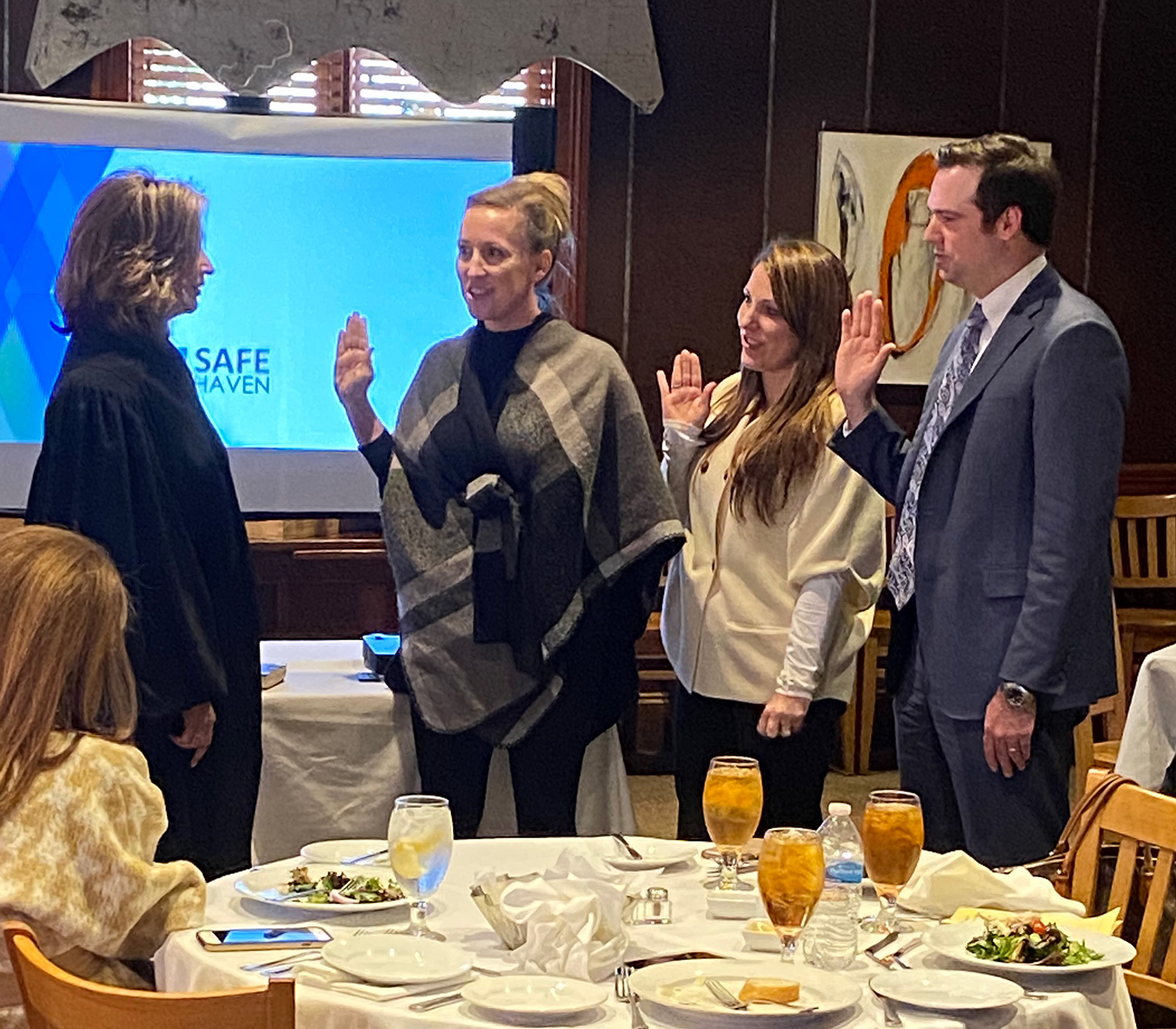 2020 Officers being sworn in by Judge Amacker